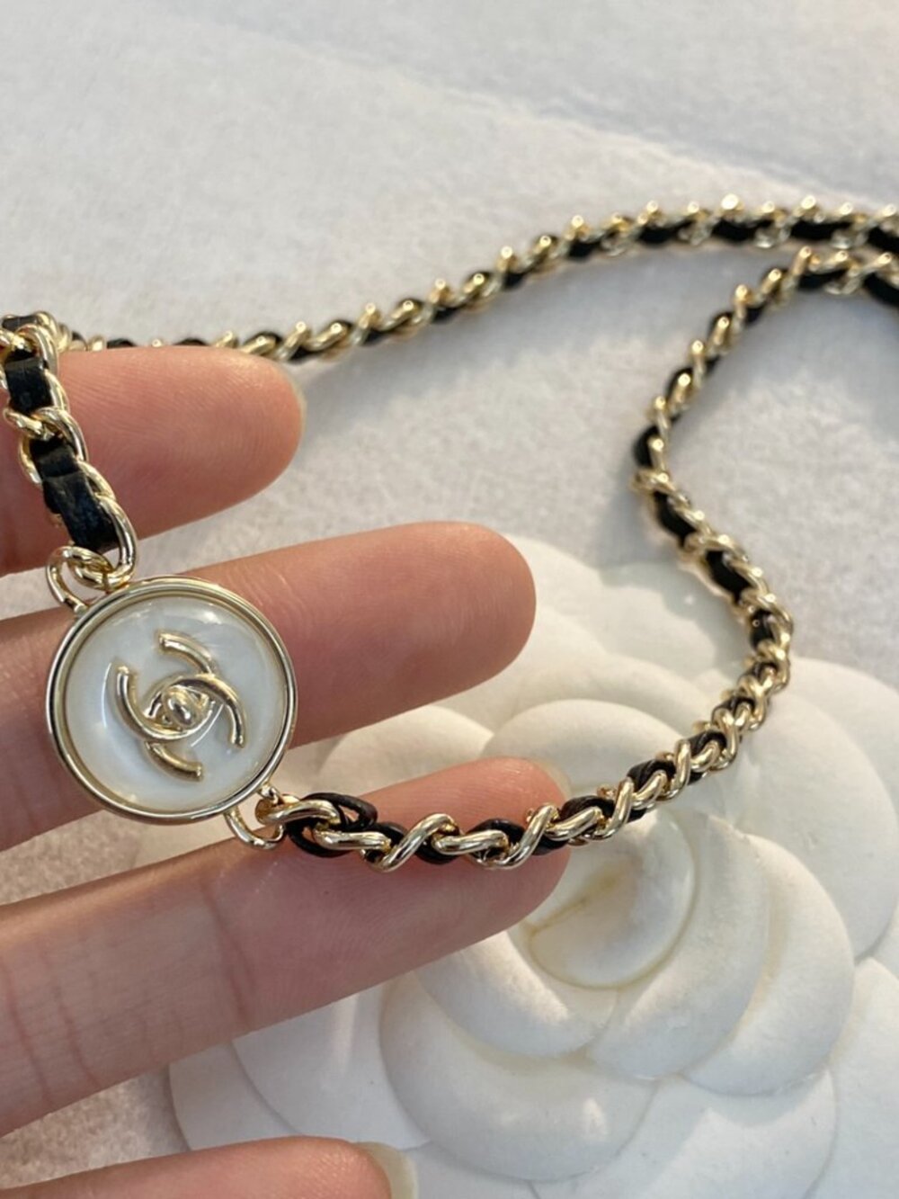 Chanel Necklace - Picture 6 of 9